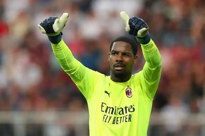 مايك ماينان